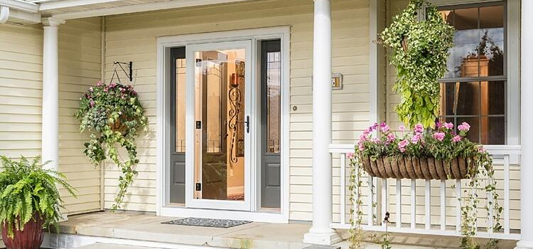 screen door installation in Myrtle